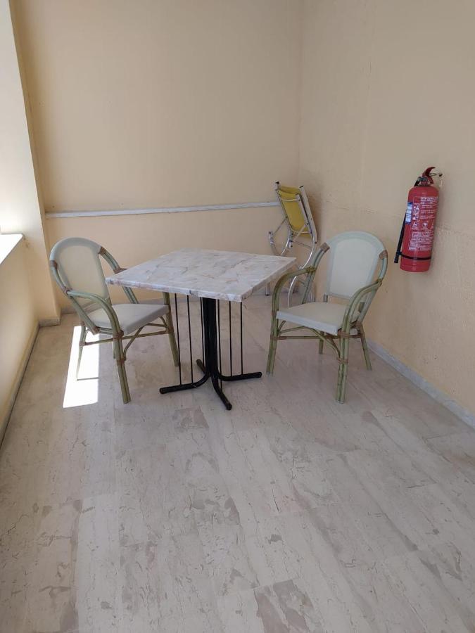 Michalis Place Apartments Vasilikí Exterior foto
